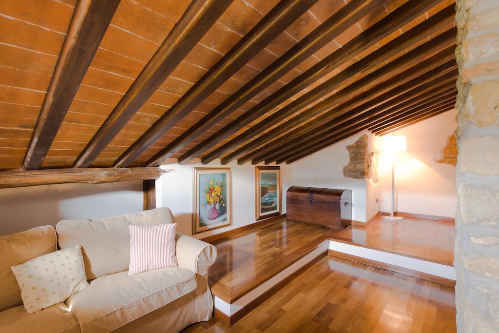 ベヴェリーノ La Cicalaヴィラ 部屋 写真
